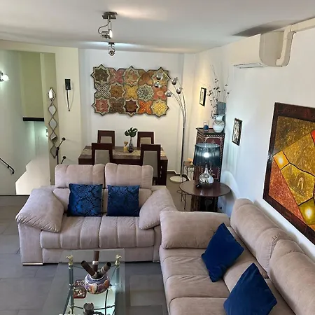 Magical Albaicín- Penthouse Facing Alhambra Palace
